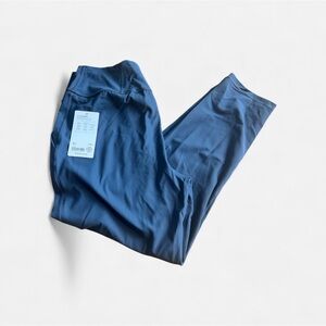 Athleta elation pant nwt medium